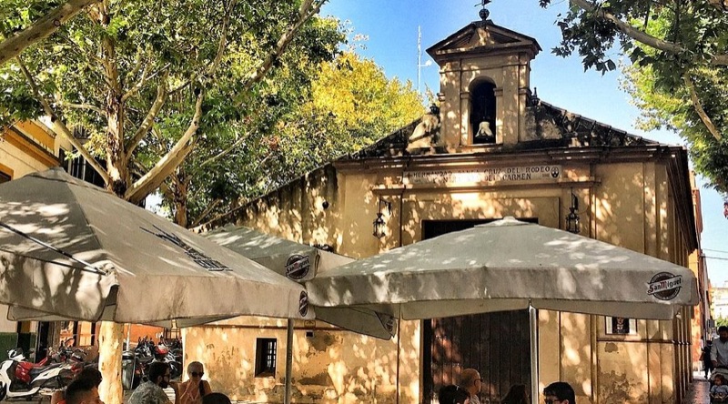 Duo Tapas restaurant in Alameda de Hércules, Seville, Spain