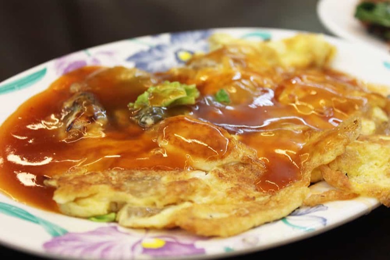 Oyster omelet at Zhong Cheng Hao, Shilin Night Market