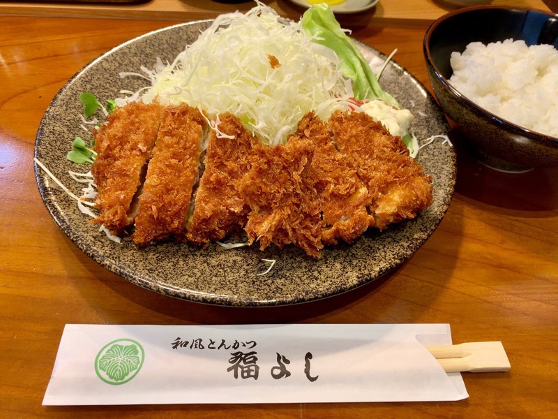 Fukuyoshi tonkatsu in Shinjuku, Tokyo
