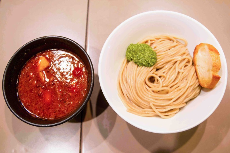 Tsukemen Gonokami Seisakusho (五ノ神製作所) ramen in Shinjuku, Tokyo