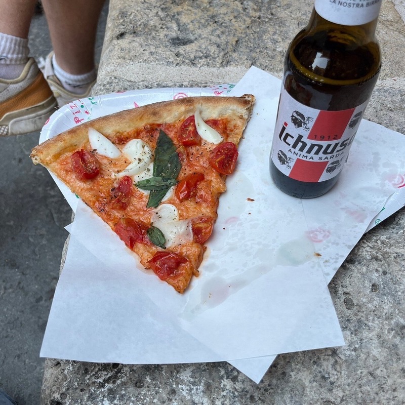 Pizzeria La Piccola Ciabatta in Via delle Donzelle — La Piccola Ciabatta offers a charming and intimate setting for enjoying wood-fir