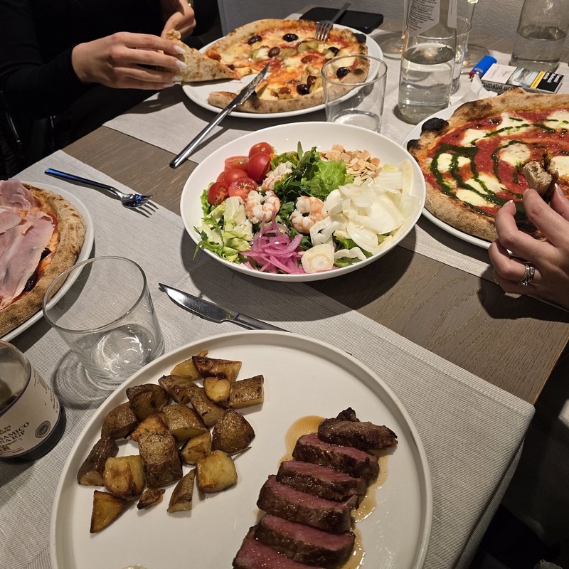 Pizzeria Ristorante La Finestra in Contrada della Torre — La Finestra offers a pleasant and traditional dining experience with a wide menu