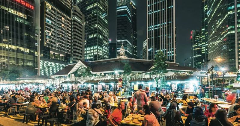 Lau Pa Sat Satay Street in CBD / Raffles Place