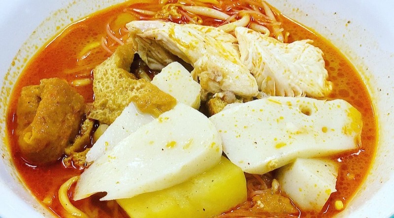 Ah Heng Curry Chicken Bee Hoon Mee — Michelin Bib Gourmand at Hong Lim