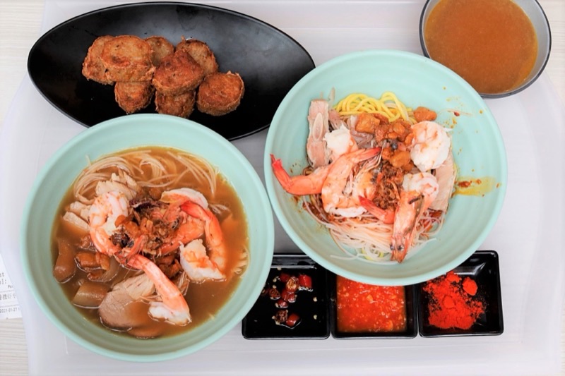 Zion Road Big Prawn Noodle — Michelin Bib Gourmand with massive prawns