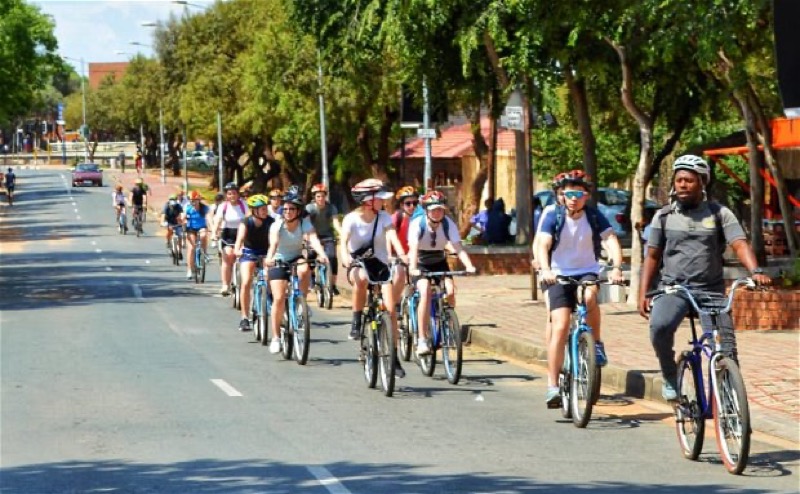 Lebo's Soweto Backpackers bicycle food tour