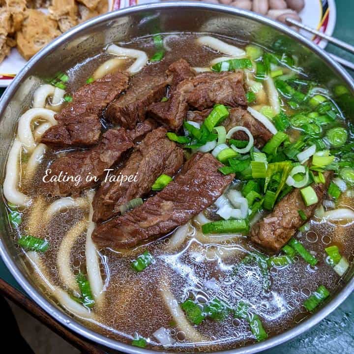 Liu Shandong Beef Noodles (劉山東牛肉麵) in Zhongzheng