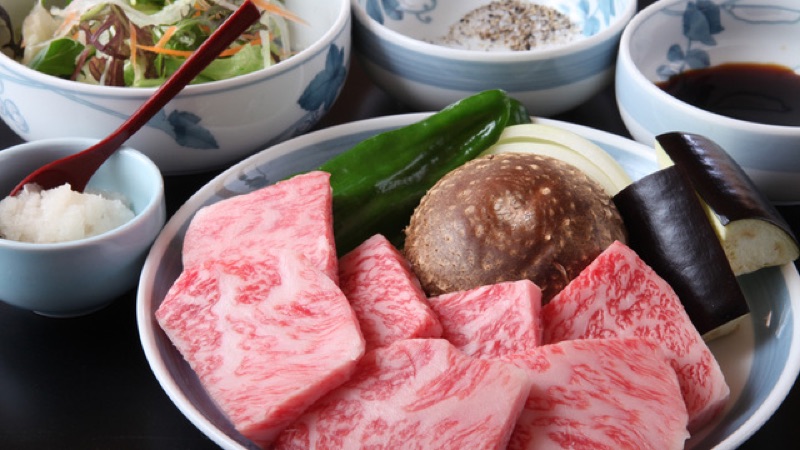 Hidagyu Tabedokoro Tengu teppanyaki Hida beef Takayama