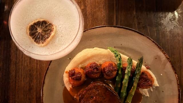 CW's Gin Joint in Downtown Tampa — While not strictly a speakeasy, CW's Gin Joint exudes a sophisticated, old-world