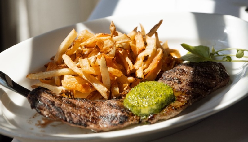 Don Gabu in Shinjuku, Tokyo — Don Gabu is a popular, unpretentious steakhouse in Shinjuku known for its genero