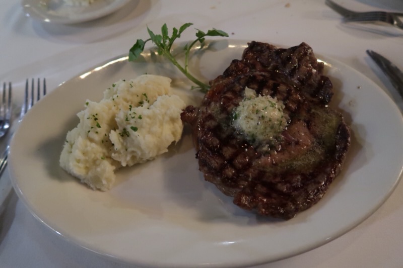 Morton's The Steakhouse in Marunouchi, Chiyoda — Morton's The Steakhouse brings a taste of classic American luxury to Tokyo. Know