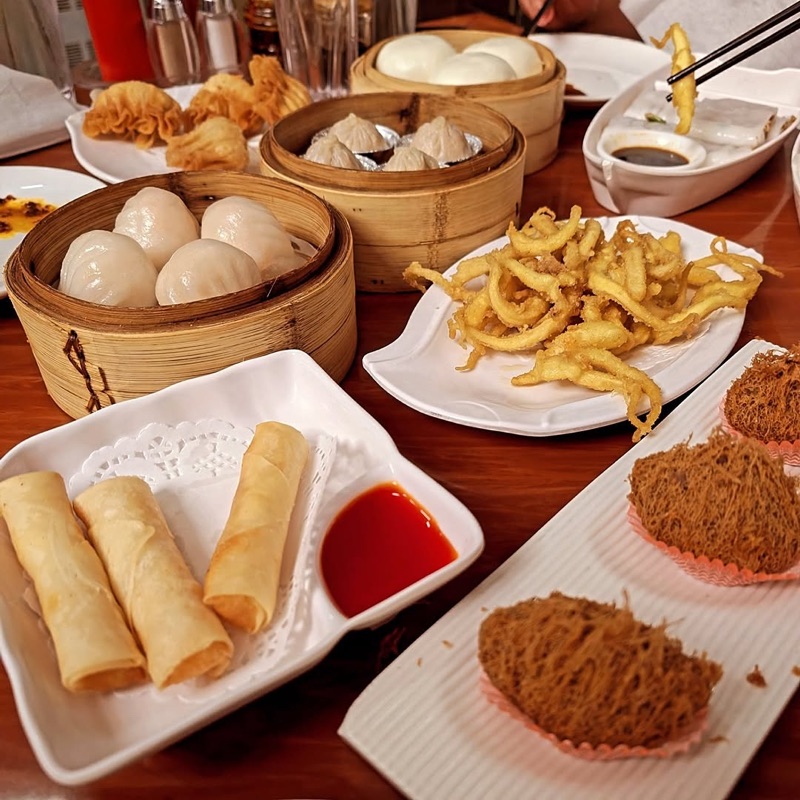 Rosewood Asian Cuisine in Toronto Chinatown