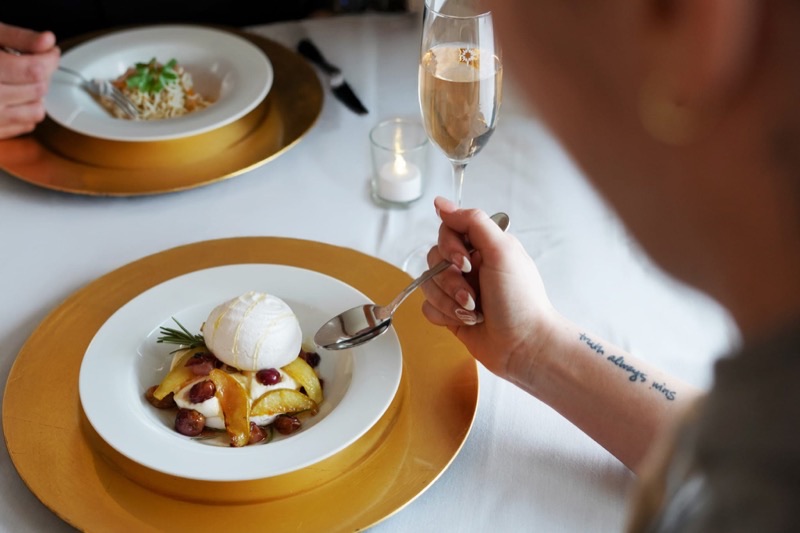 Black Star Farms in Suttons Bay (Leelanau Peninsula) — A premier agricultural destination, Black Star Farms offers an expansive estate 