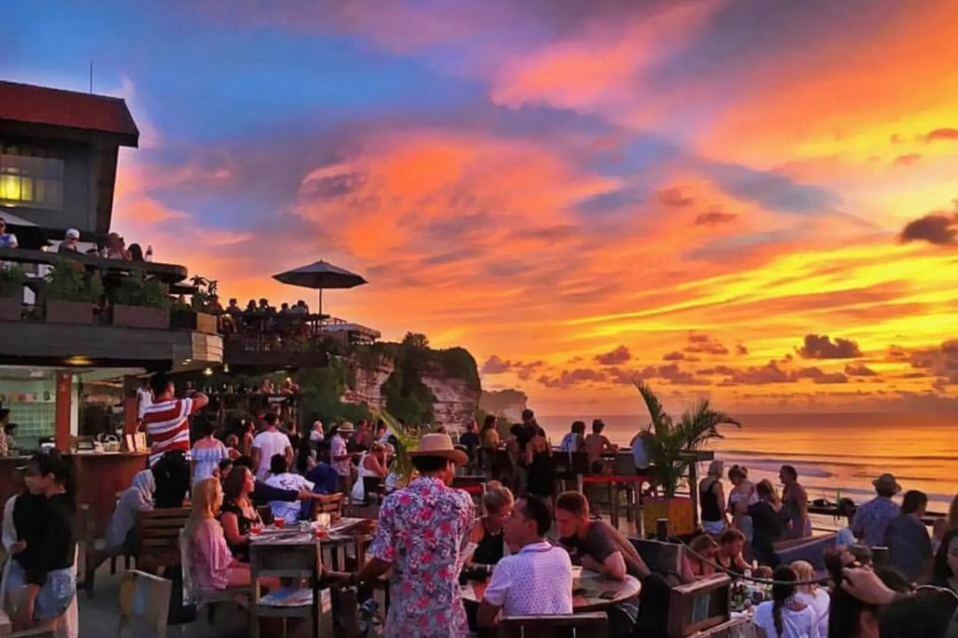 Best Cliff Bars in Uluwatu