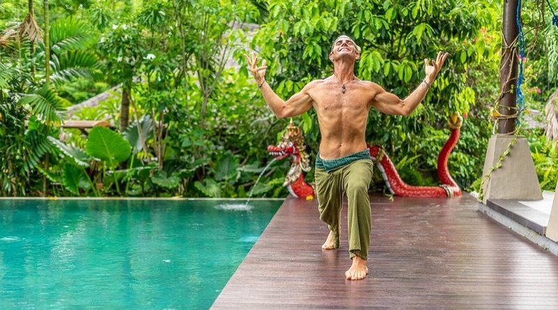 Surf N Yoga retreat in Uluwatu, Bali