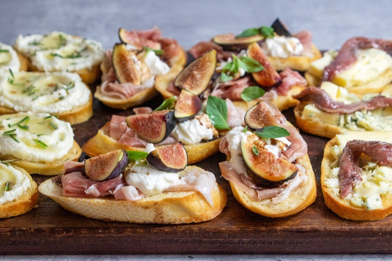 Bar All'Arco cicchetti counter near Rialto Bridge in Venice