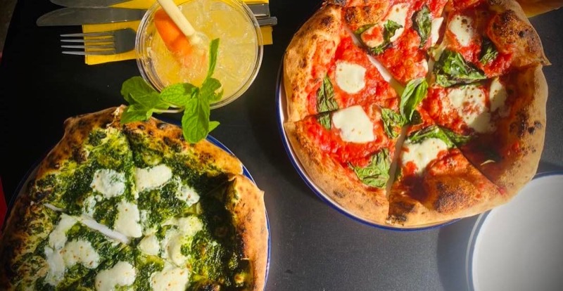 Pizzeria al Duomo in Verona &mdash; thin Neapolitan crust near the cathedral