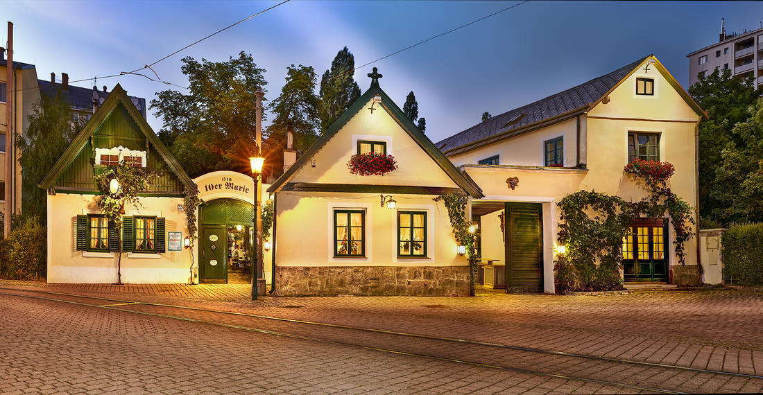 10er Marie in Ottakringer Straße, Ottakring (16th district)