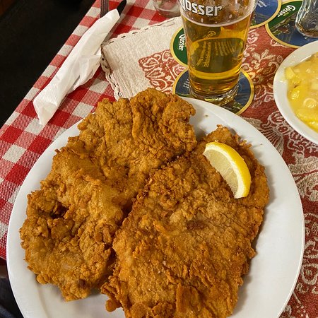 Local Favorite at Gasthaus Kopp, Lerchenfelder Gürtel, Vienna — €12–€20/person
