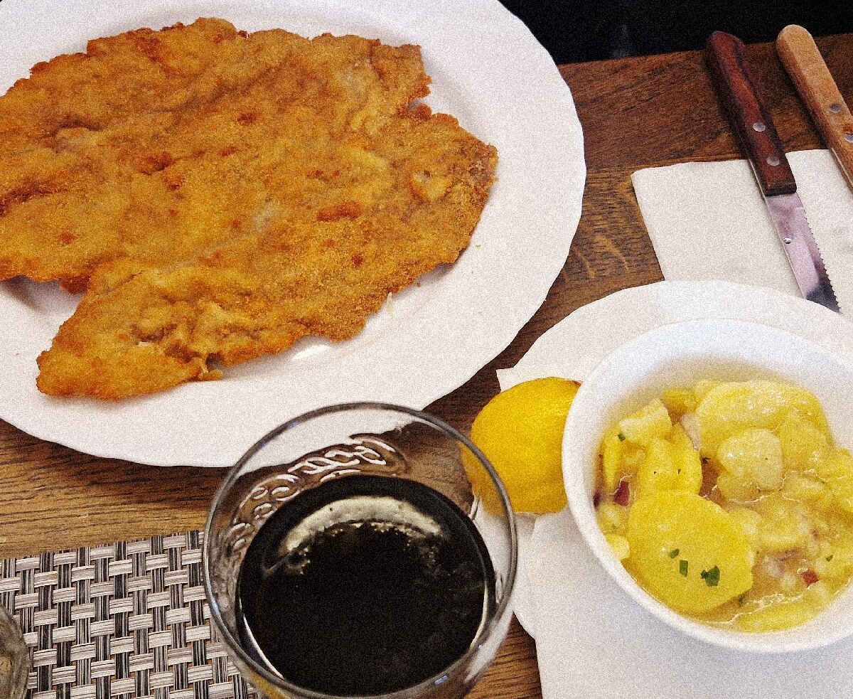 Old-School Local at Reinthaler, Gluckgasse, Vienna — €12–€18/person