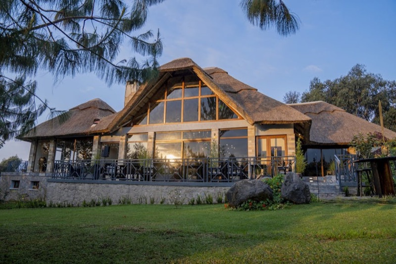Amakoro Songa Lodge villa exterior, Kinigi Rwanda