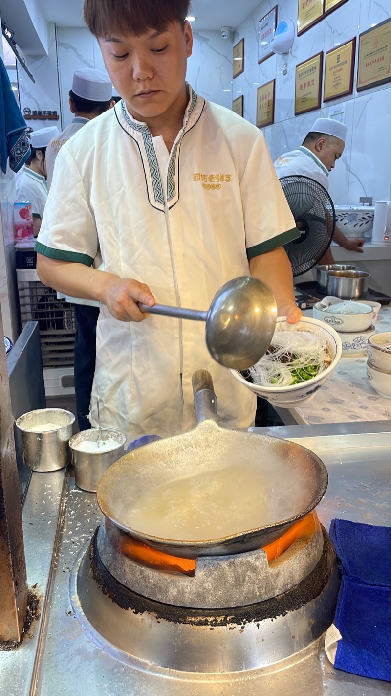 Qingzhen DaPi Mian in Muslim Quarter — Located in the heart of the Muslim Quarter, this eatery offers delicious Halal l