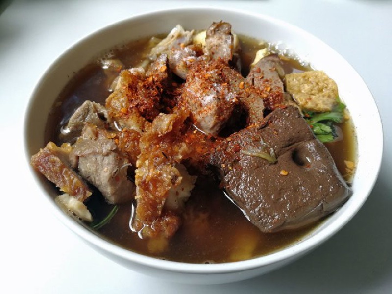 Double Dogs Tea Room in Yaowarat, Bangkok